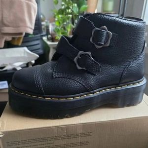 Dr. Martins Womens